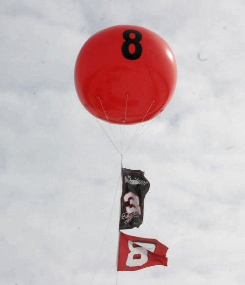 balloon attract attention to your business with this red balloon